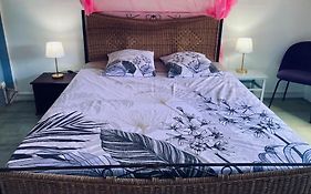 Ti' Kaz Monsofa